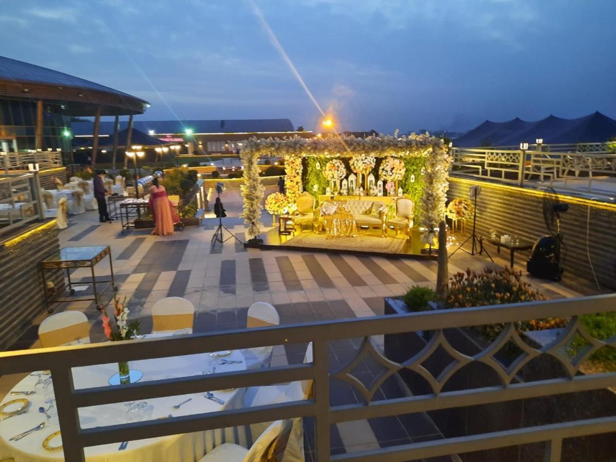 Hotel Jacaranda Heights Islamabad Exterior foto